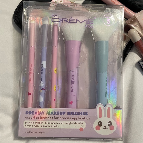 Makeup Bundle (11 items) - Picture 8 of 9